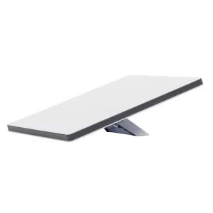 Antena plana del Starlink Mini apoyada en su soporte